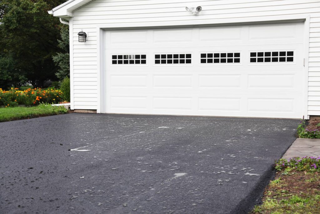 New Jersey blacktop driveway specialists