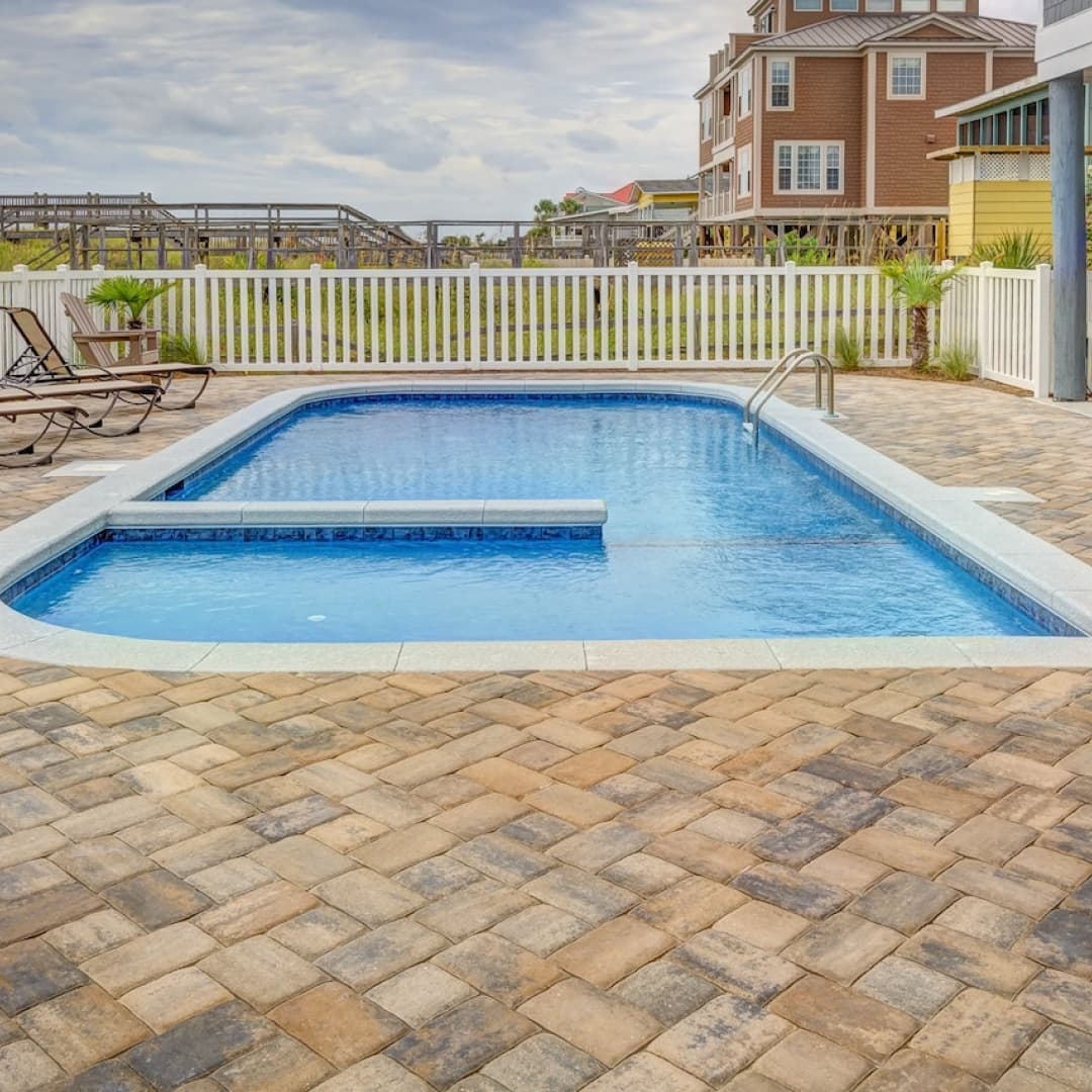 Professional hardscaping contractors near South Brunswick